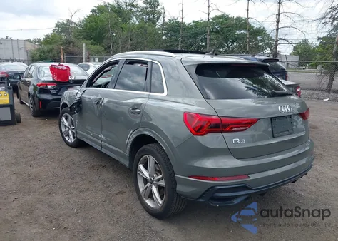 2021 Audi Q3 Premium 45 Tfsi S Line Quattro Tiptronic z USA, uszkodzony, nr VIN WA1DECF31M1054875